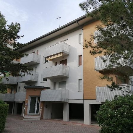 Condominio Rosa Lignano Sabbiadoro Bagian luar foto