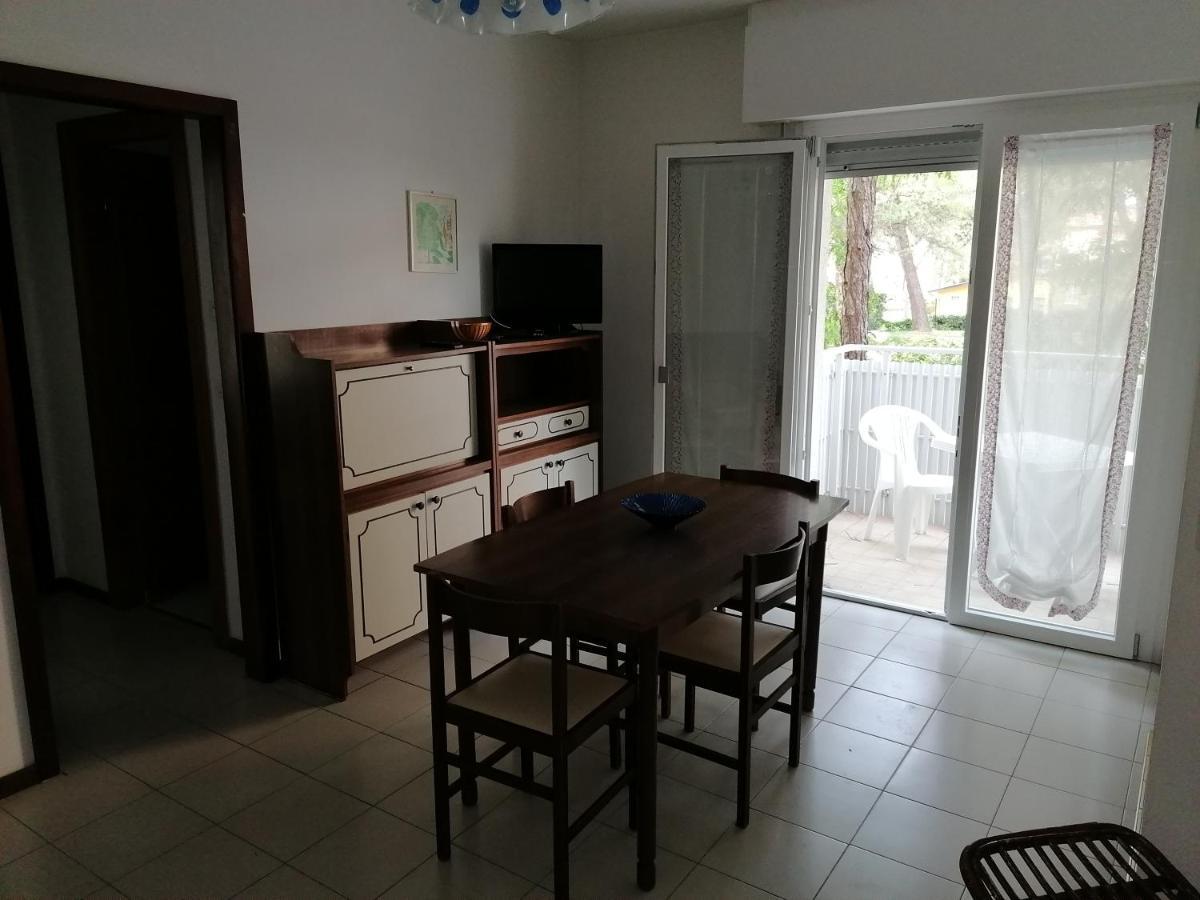 Condominio Rosa Lignano Sabbiadoro Bagian luar foto